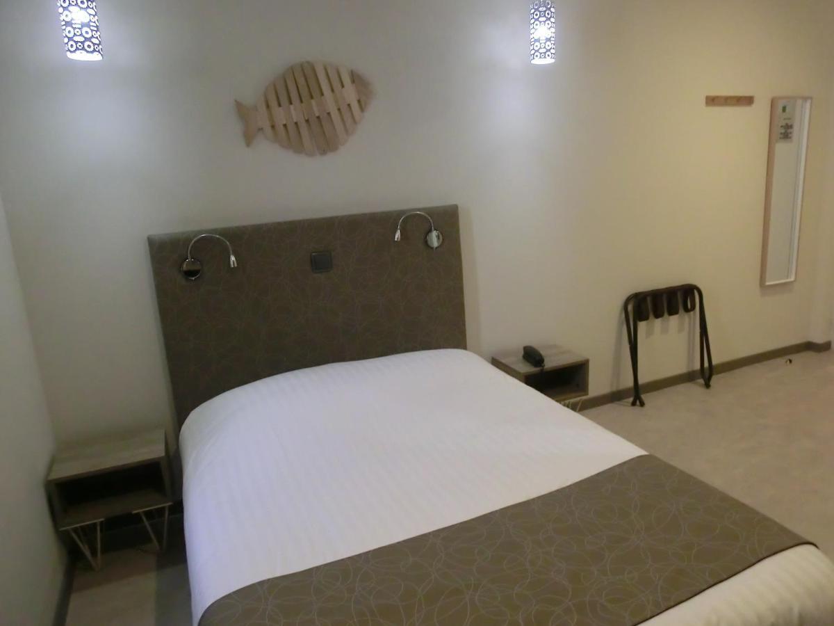 Hotel Sur Le Quai Port Vendres Quarto foto